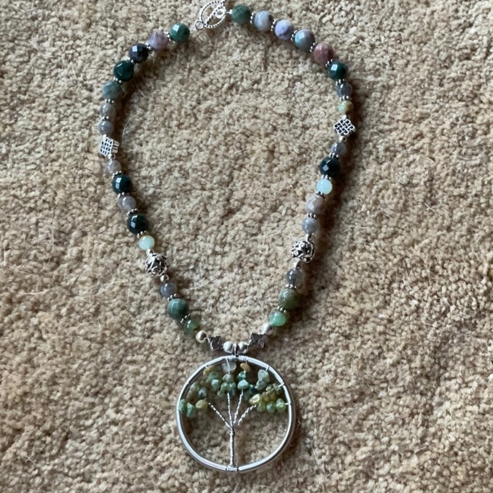 Handmade Natural Stone Necklace - Picture 3 of 3